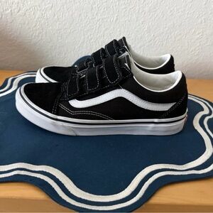 Vans Kids Black and White Velcro Old Skool Sneakers